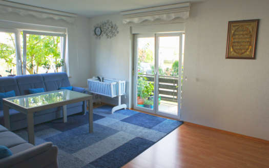 4 Zimmer Wohnung mit Balkon und Garage mitten in Vöhringen