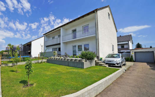 Großzügige Doppelhaushälfte mit Garage in Betlinshausen