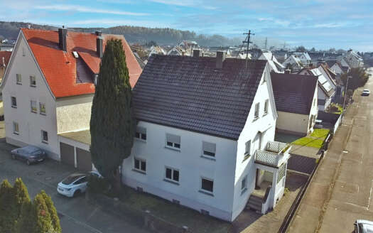 3-Familienhaus in Vöhringen -sanierungsbedürftig – PROVISIONSFREI